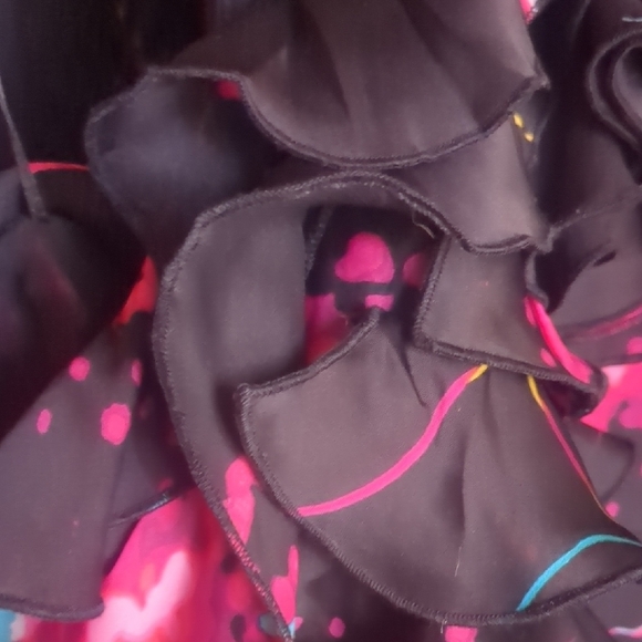 Express Ruffle Rosett Halter Top - Picture 5 of 9